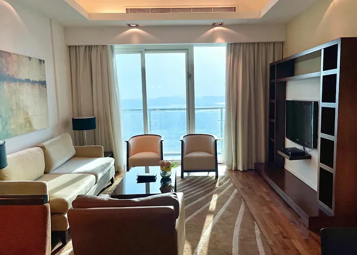 La Suite Dubai Hotel & Apartments